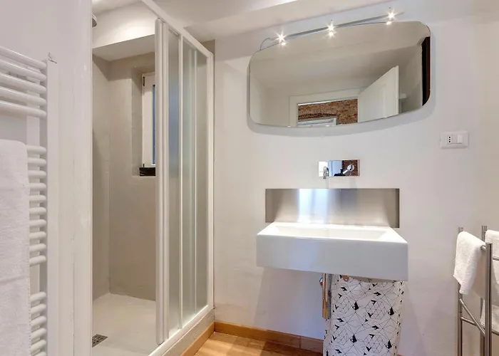 Vista Sul Duomo Di - Comfort E Charme Nel Cuore Della Citta Apartman *